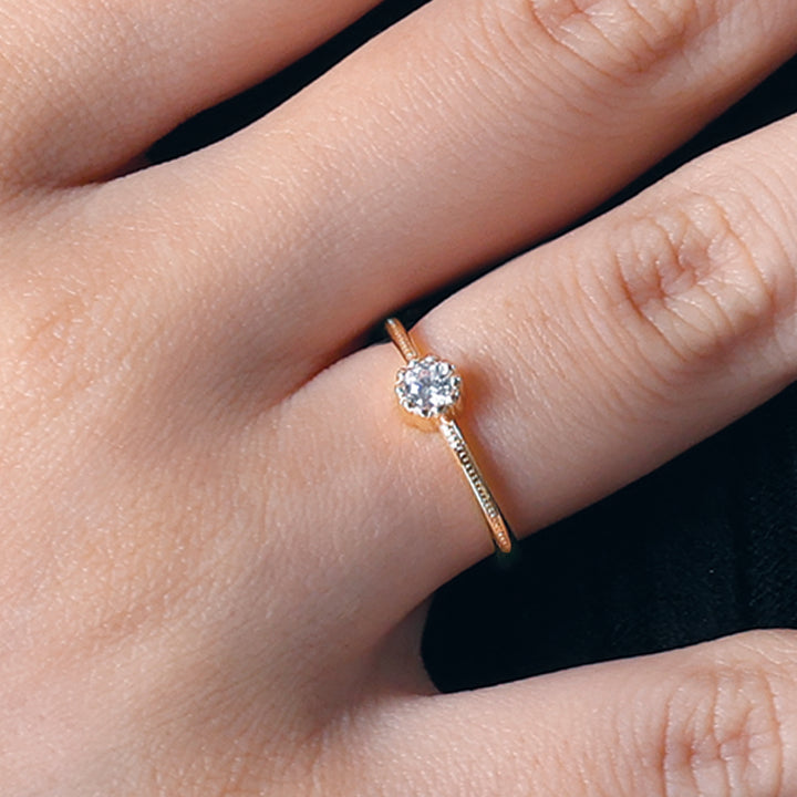 Leccornie Yellow Gold Engagement Ring