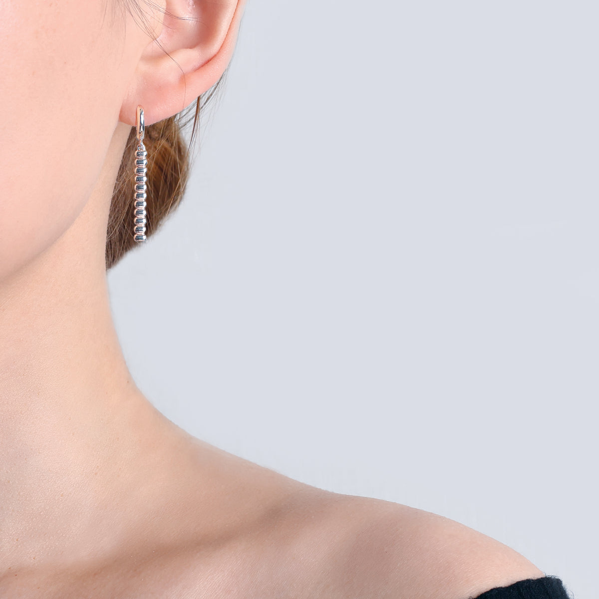 Leccornie White Gold Earrings