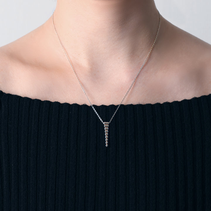 Leccornie Necklace White Gold