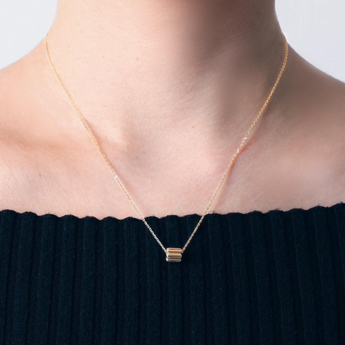 Leccornie Necklace Yellow Gold
