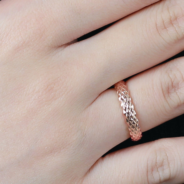 insieme hiems rose gold wedding ring