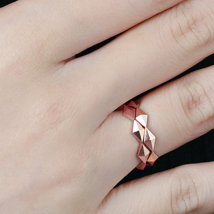 insieme hiems rose gold wedding ring