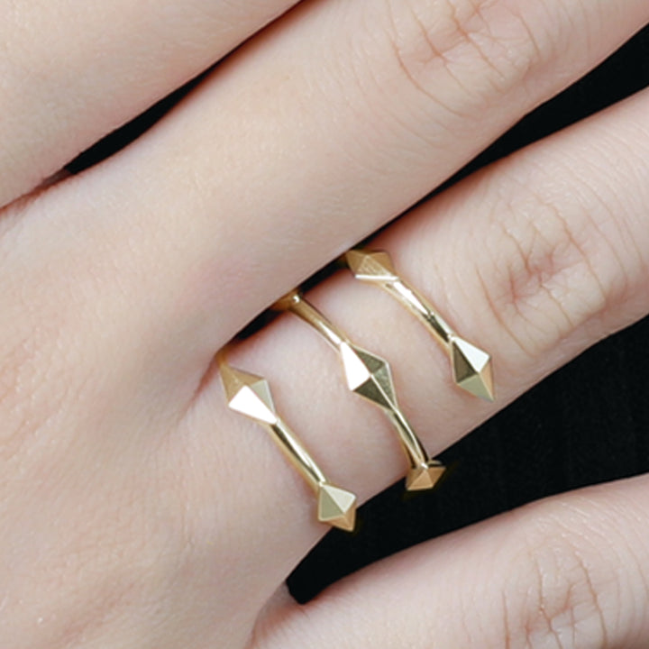 insieme hiems yellow gold ring