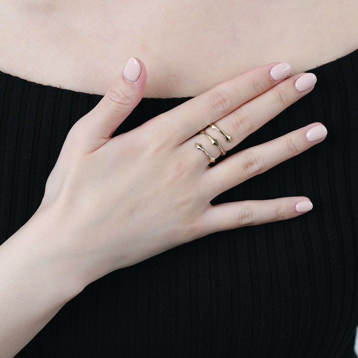 insieme hiems yellow gold ring